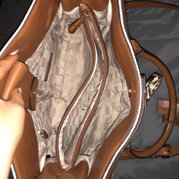 Michael Kors Set - Picture 3 of 3